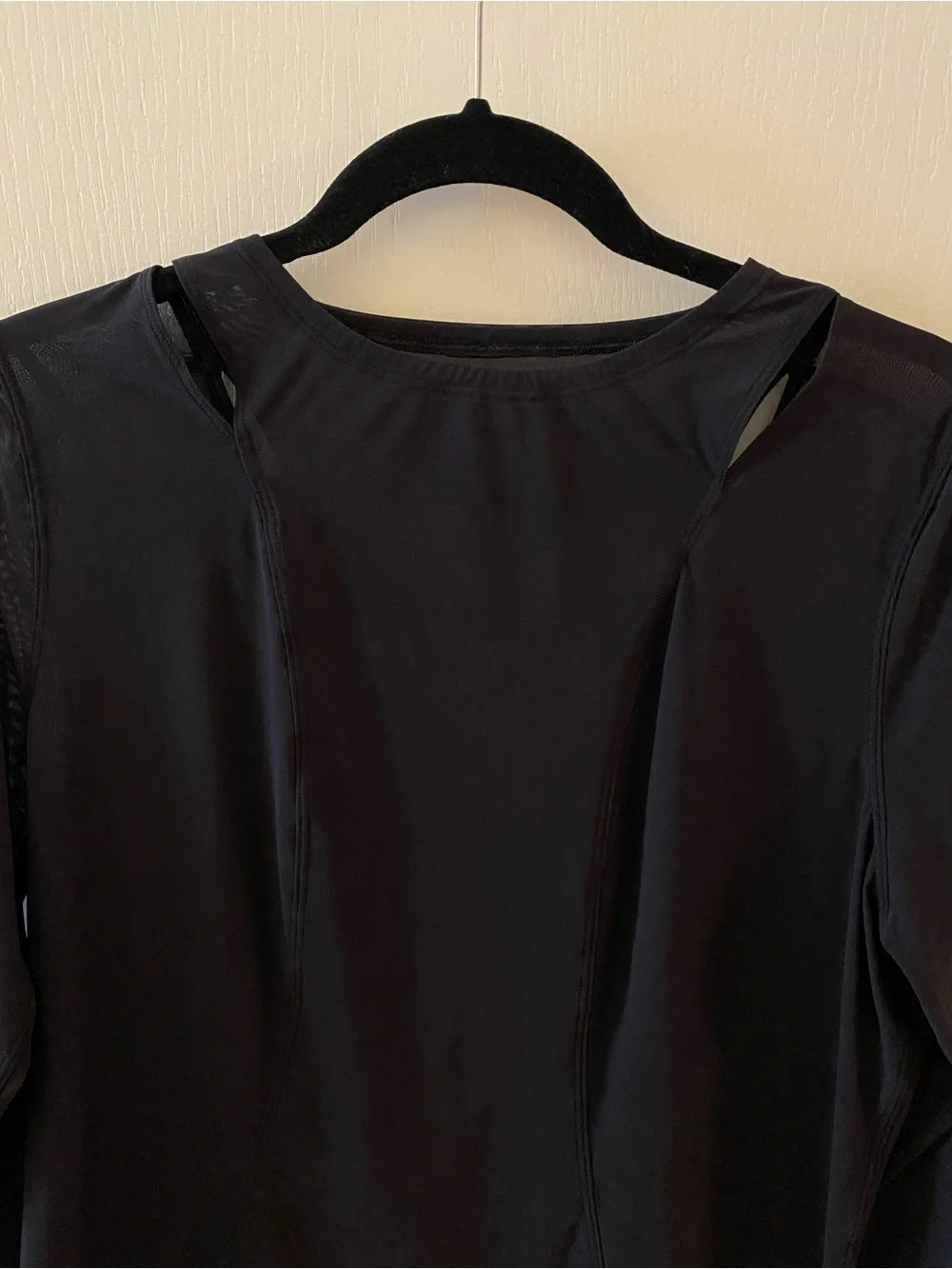 LULULEMON Set Challenger Mesh Long Sleeve in Black - M